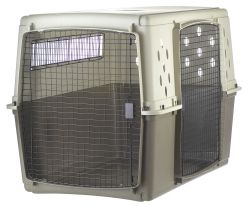 Pet Lodge Double Door Plastic Crate